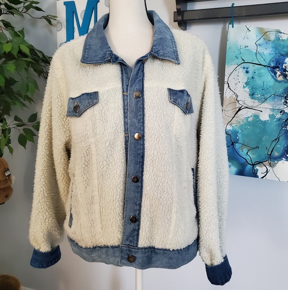 wild fable Jackets & Blazers - WILD FABLE Faux Sherpa Jersey Lined Jean Jacket XXL